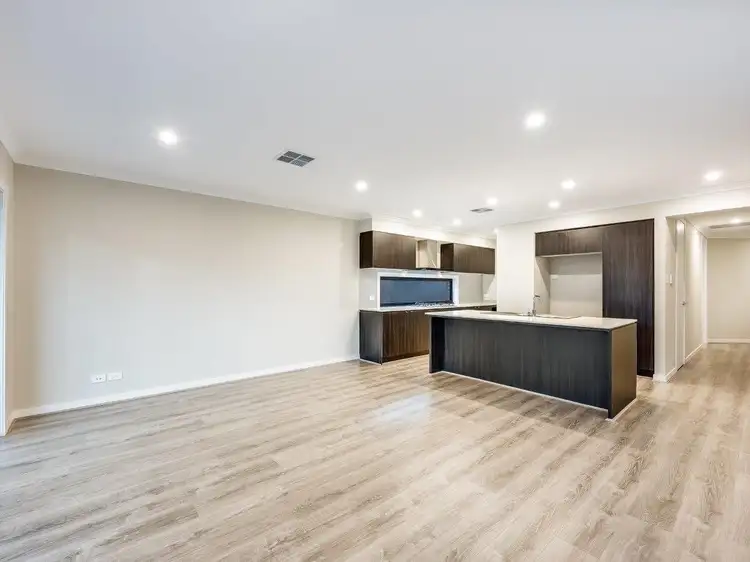 Sixth view of Homely house listing, 10 Salcombe Way, Mount Barker SA 5251