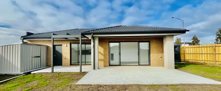 6 Caliche Place, Cranbourne East VIC 3977