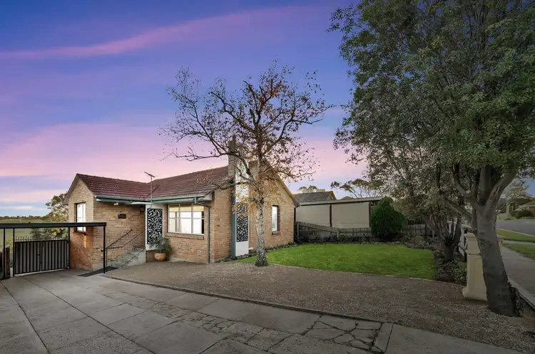 103 Sunset Bvd, Jacana VIC 3047