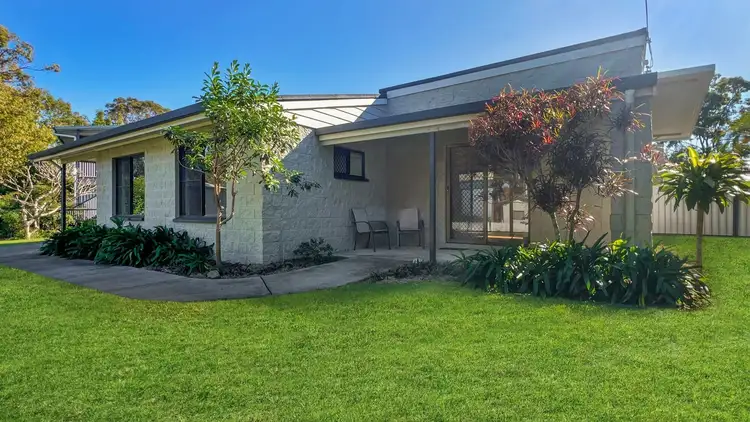 5 Percival Street, Macleay Island QLD 4184