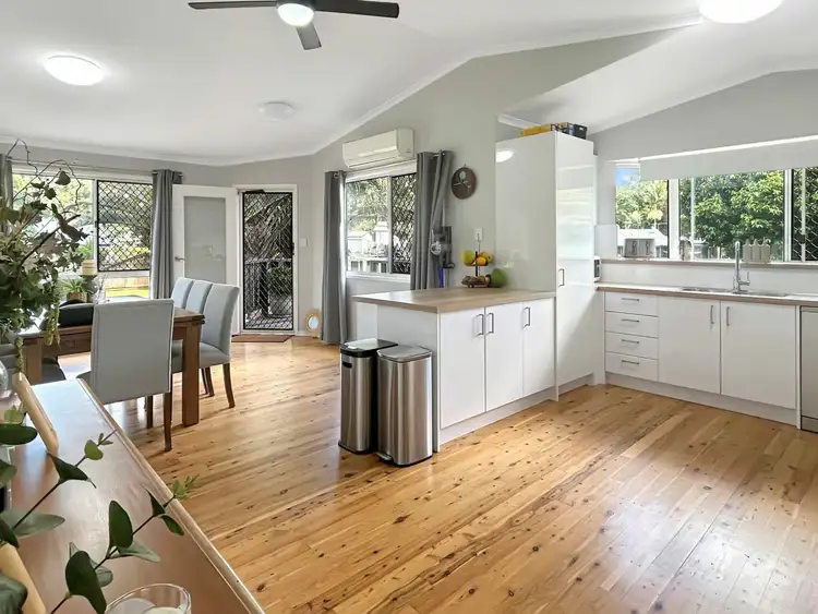 Second view of Homely house listing, 10 Citron Street, Macleay Island QLD 4184