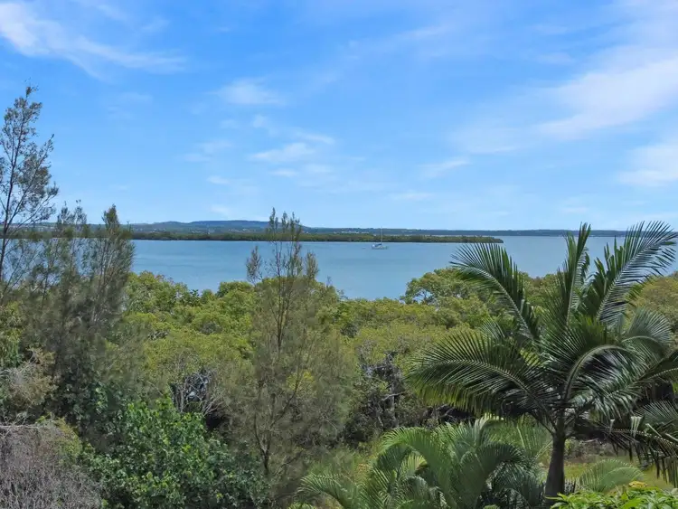 1-3 Coast Road, Macleay Island QLD 4184