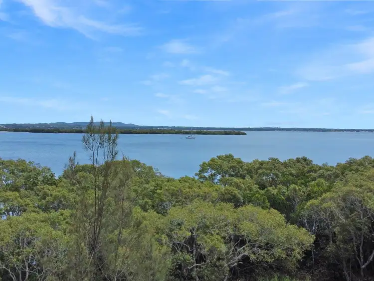 1-3 Coast Road, Macleay Island QLD 4184