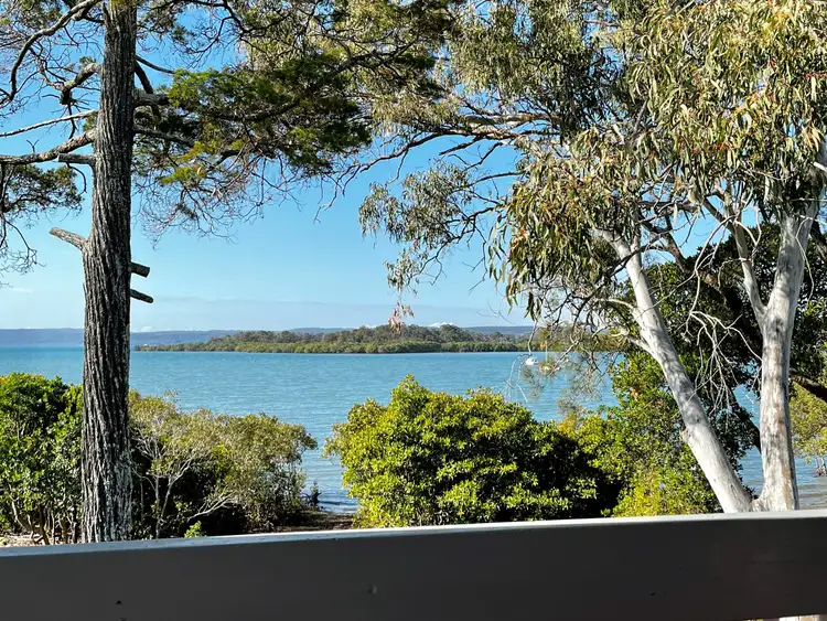 35 Jan Street, Macleay Island QLD 4184