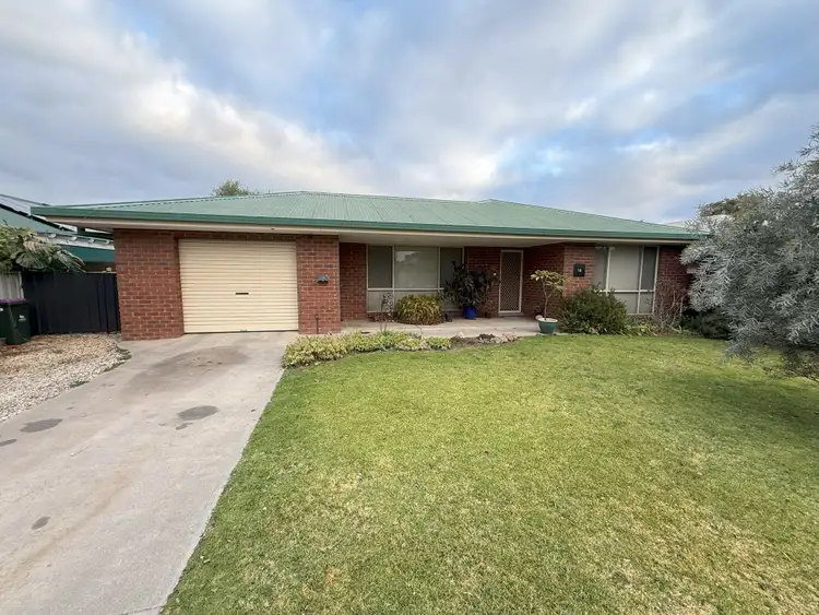 18 Cornish St