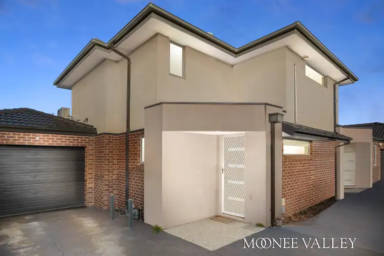 2/17 Riverside Avenue, Avondale Heights VIC 3034