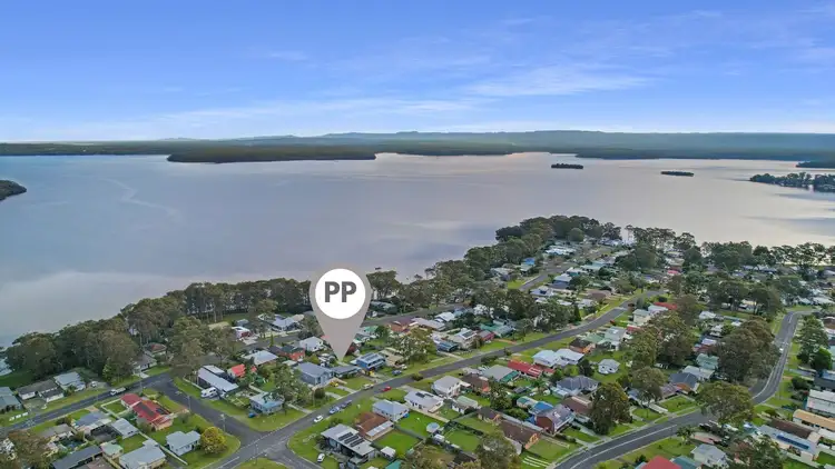 53 Macleans Point Rd, Sanctuary Point NSW 2540
