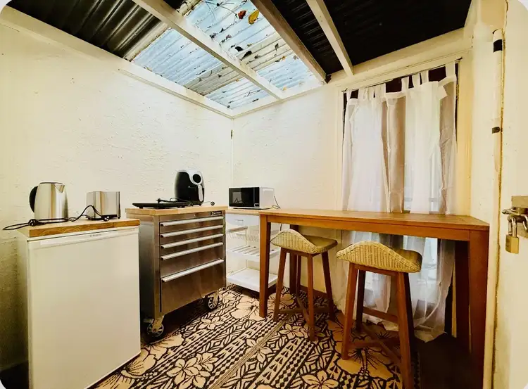 1 Cutten St, Bingil Bay QLD 4852