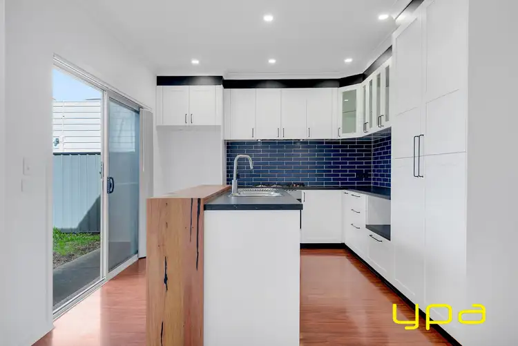 84 Thoresby Cct, Craigieburn VIC 3064