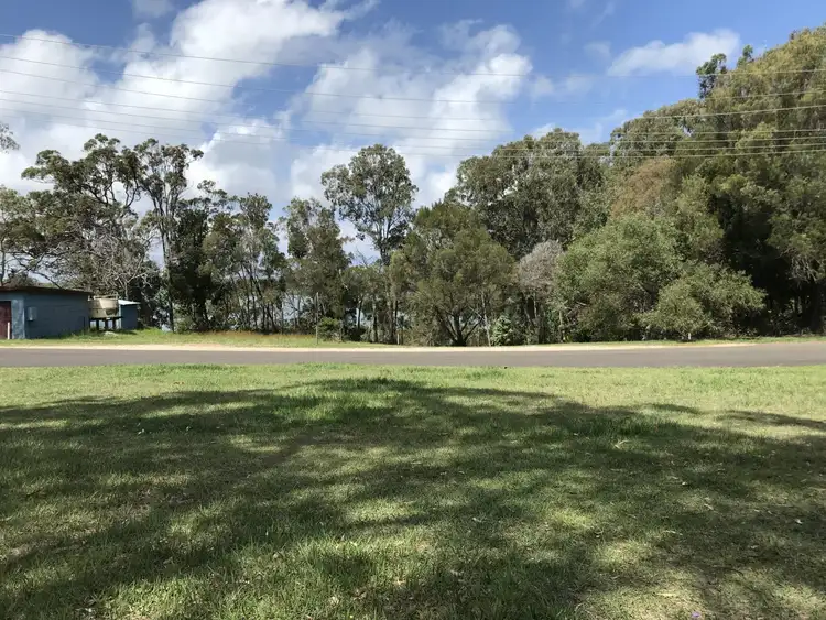 67 Francis Road, Macleay Island QLD 4184