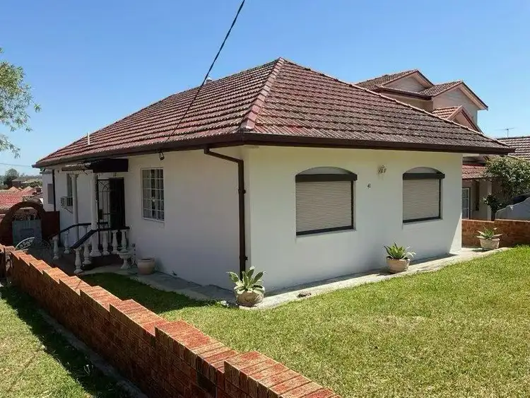41 High St, Canterbury NSW 2193