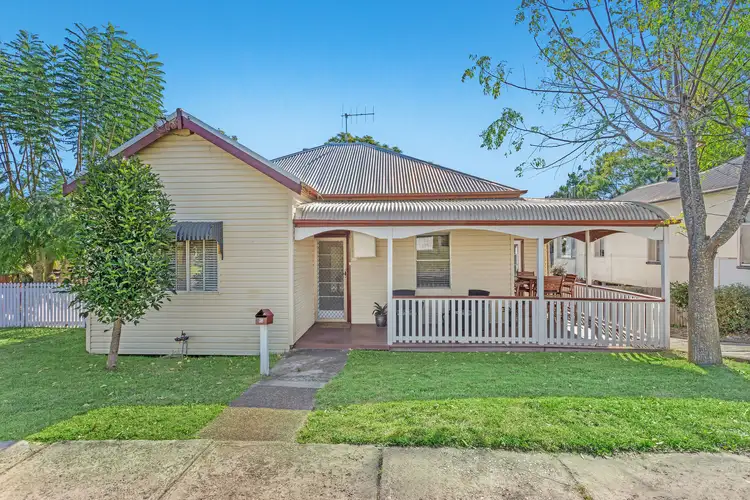 6 Bent Street, Wingham NSW 2429