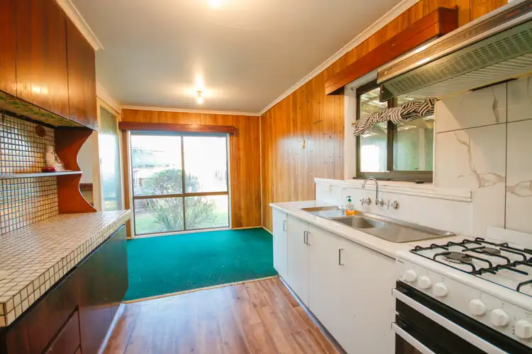 Second view of Homely house listing, 4 Licola Ct, Traralgon VIC 3844