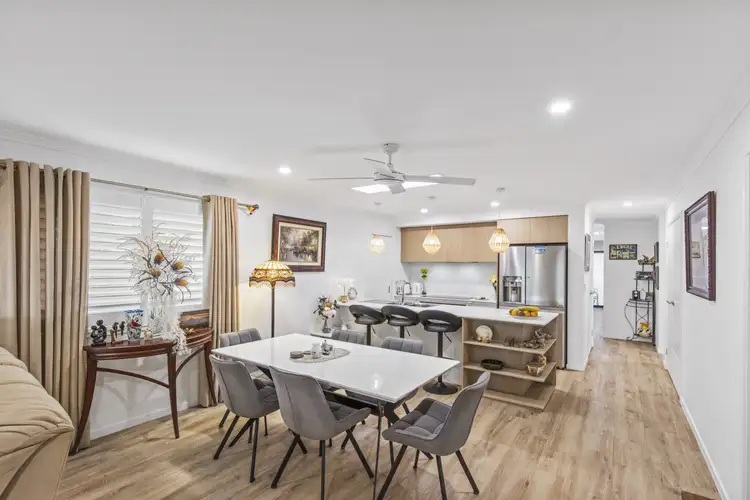 17 Commander Ct, Jones Hill QLD 4570