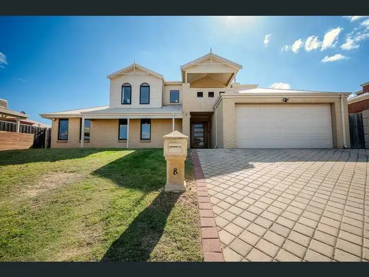 8 Rainham Ave, Mindarie WA 6030