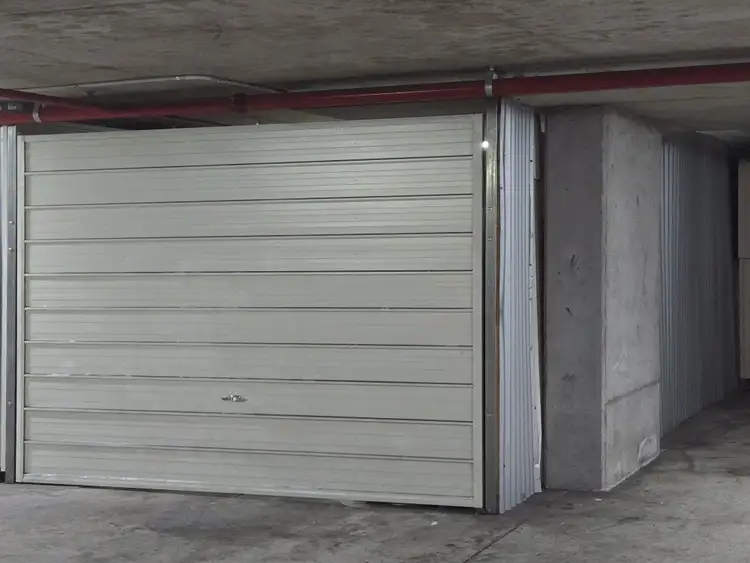 Lock Up Garage Bayswater Rd, Potts Point NSW 2011