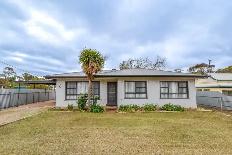 8 Nott St, Melrose SA 5483
