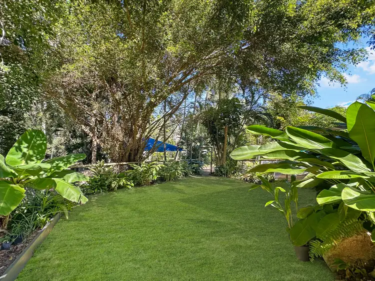 Fifth view of Homely house listing, Unit 8/7-9 Rheuben Tce, Arcadia QLD 4819