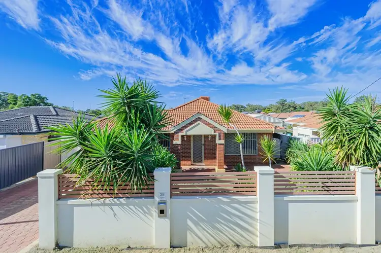38 Bradley Way, Lockridge WA 6054