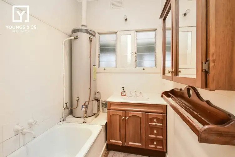 Seventh view of Homely house listing, 9 Elizabeth Street, Mooroopna VIC 3629