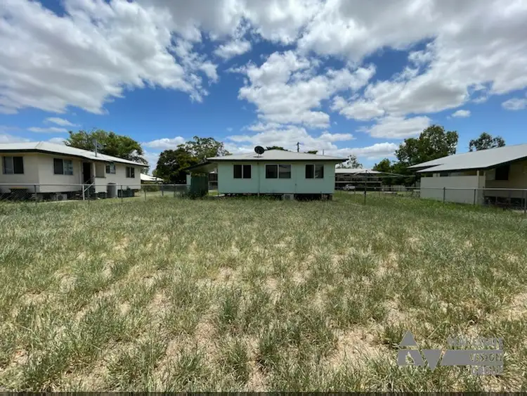 30 Myall Street, Blackwater QLD 4717