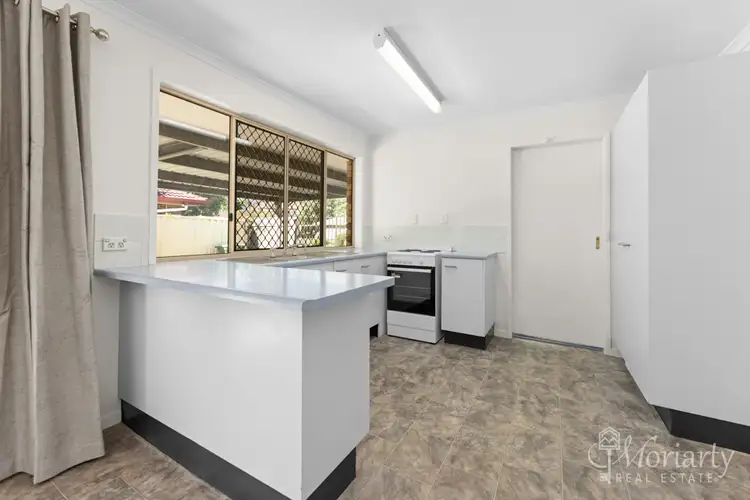 Fifth view of Homely house listing, 2 Connewarre Ct, Petrie QLD 4502