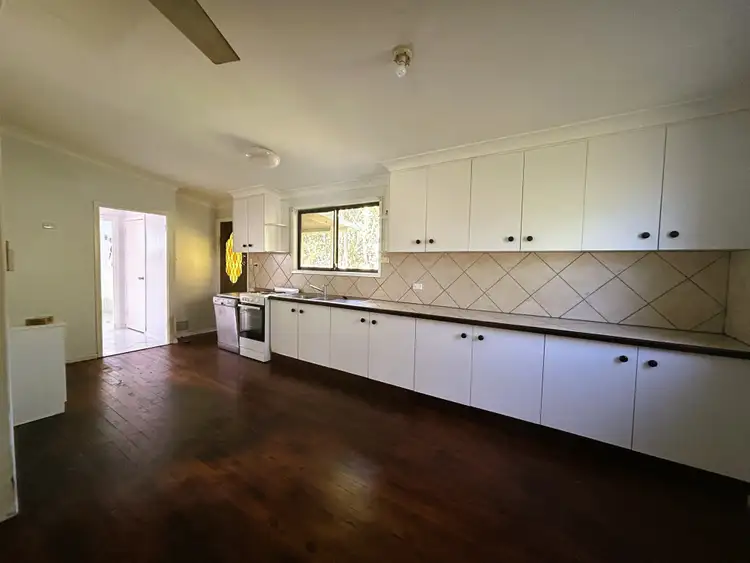 Fifth view of Homely house listing, 10 Douglas St, Russell Island QLD 4184