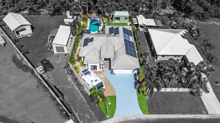 15 Spinnaker St, South Mission Beach QLD 4852