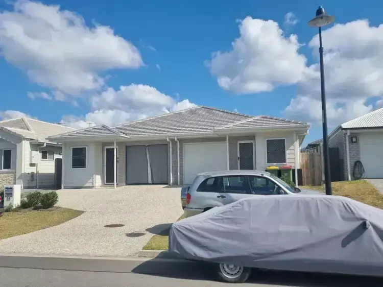 Main view of Homely unit listing, Unit 1/25 Hurley St, Pimpama QLD 4209