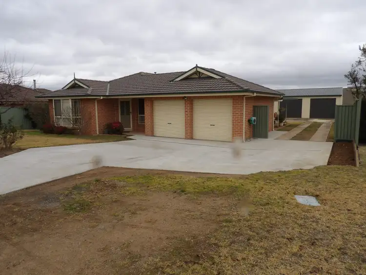 40 Emerald Drive, Kelso NSW 2795