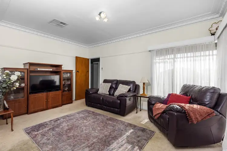 Sixth view of Homely house listing, 35 Riverside Avenue, Avondale Heights VIC 3034