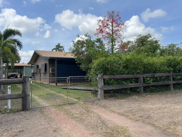 3 Pandanus Parade, Nanum QLD 4874