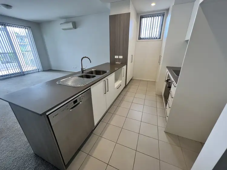Unit 120/121 Easty St, Phillip ACT 2606