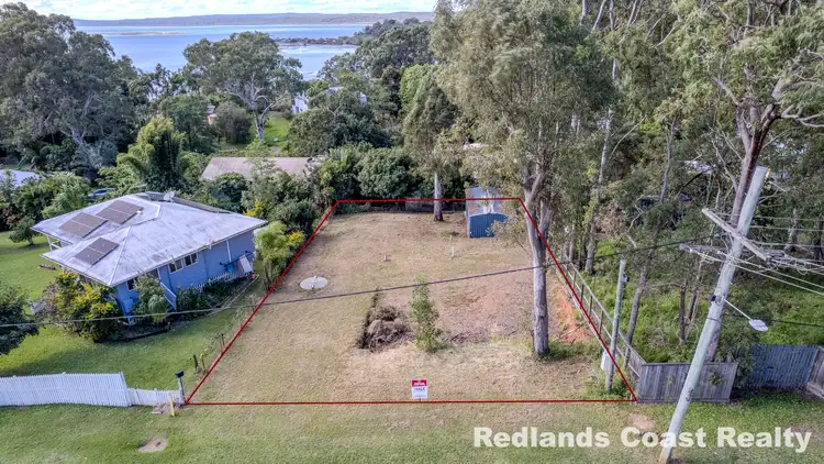 43 Halcyon St, Lamb Island QLD 4184