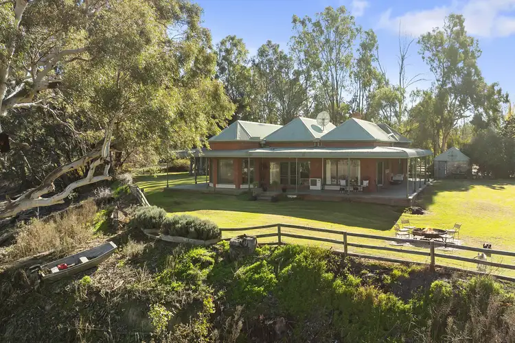 337 Lower River Rd, Tocumwal NSW 2714