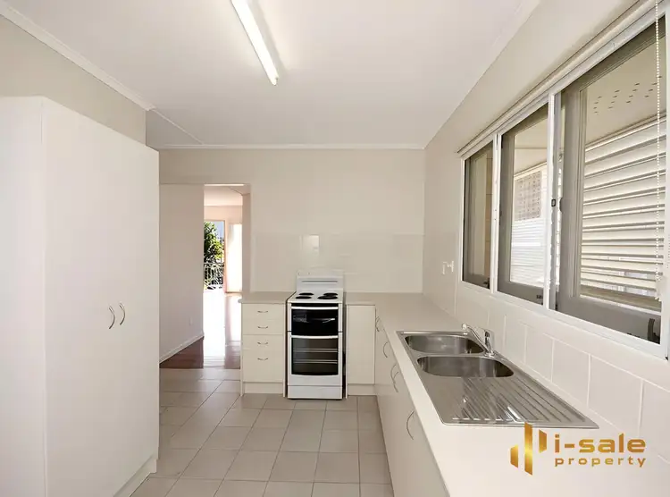 Second view of Homely house listing, 90 Zetland St, Upper Mount Gravatt QLD 4122