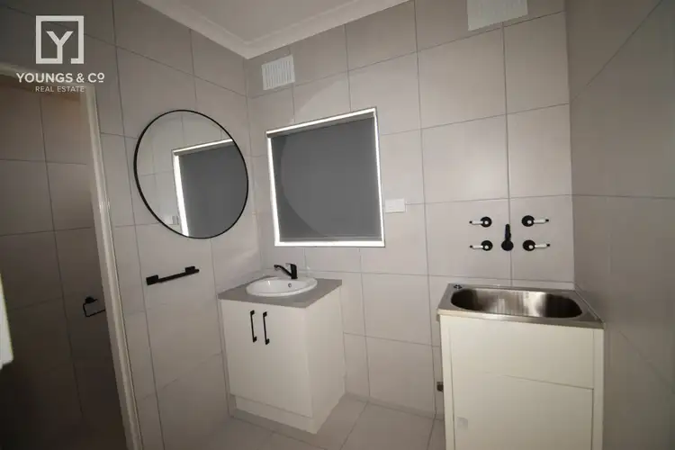 Fifth view of Homely unit listing, Unit 4/14 Erskine St, Shepparton VIC 3630