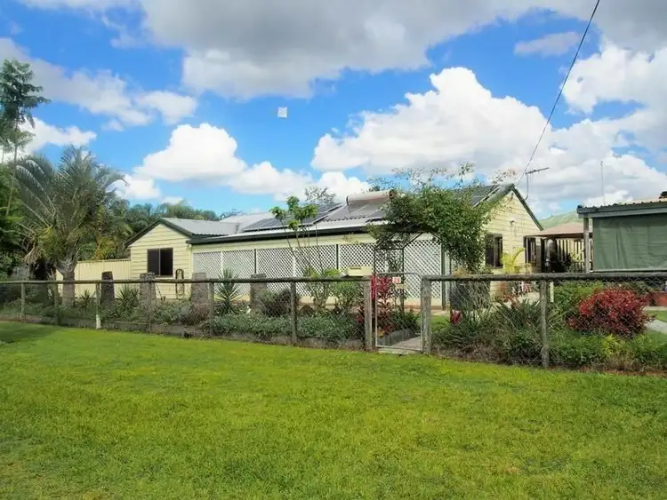 29 Woodrow St, Howard QLD 4659