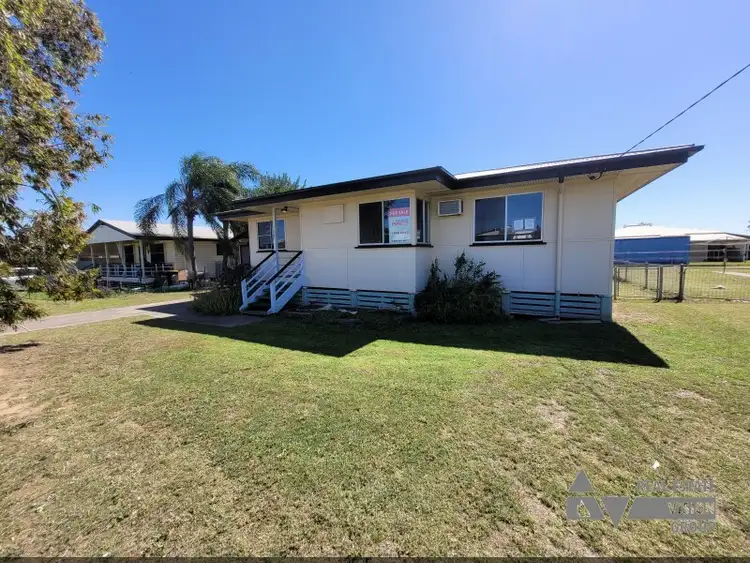 39 Fay St, Blackwater QLD 4717