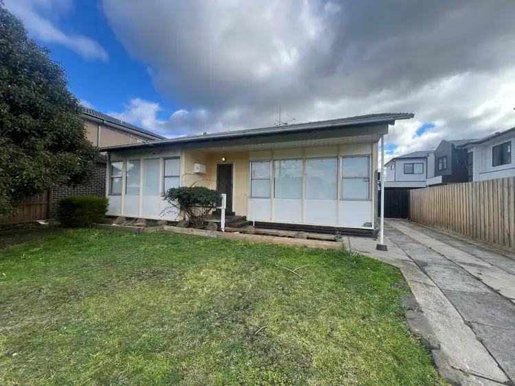 17 Apollo Cres, Dallas VIC 3047