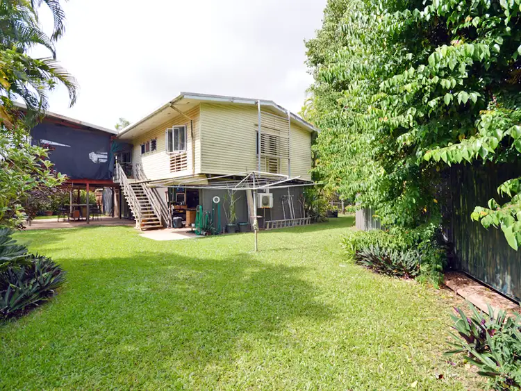 18 Hibiscus Ave, Trunding QLD 4874