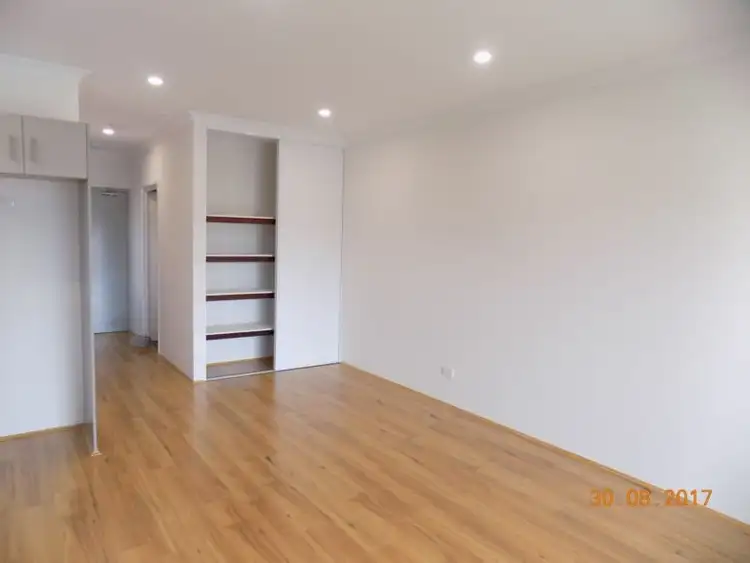 Fifth view of Homely apartment listing, 3/130 Arlunya Avenue, Cloverdale WA 6105