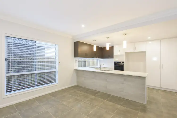 Fourth view of Homely unit listing, Unit 2/13 Beelbee St, Harristown QLD 4350