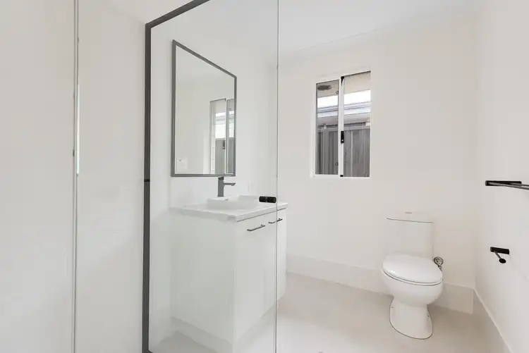 Fourth view of Homely house listing, 5 Avalanche Parade, Baldivis WA 6171