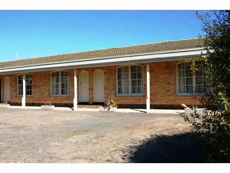 3 Seaby Street