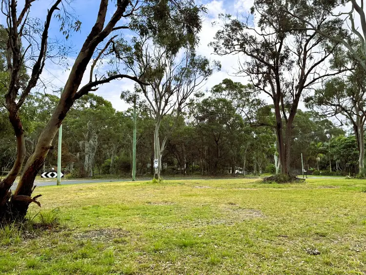 1 Rampart Dr, Russell Island QLD 4184