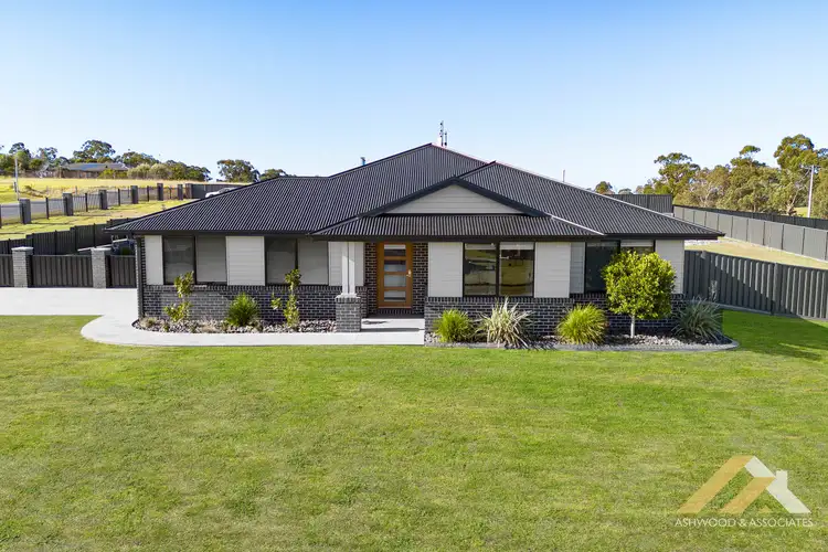 Main view of Homely house listing, 4 Di Palma Tce, Ellaswood VIC 3875