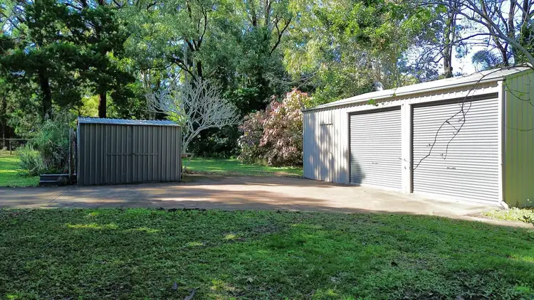 Seventh view of Homely house listing, 16-18 Mango Cres, Macleay Island QLD 4184