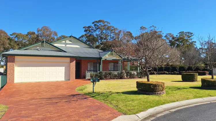 Main view of Homely house listing, 4-6 Fairway Crescent, Stanthorpe QLD 4380