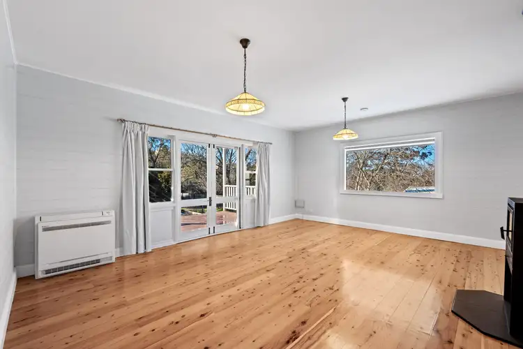 Third view of Homely house listing, Unit 1/10 Leichhardt St, Katoomba NSW 2780